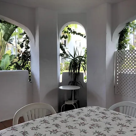 Serinamar- Naranjos De Apartman *