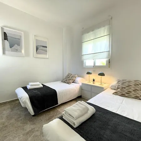 Apartment Serinamar- Naranjos De Marbella
