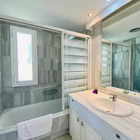 Apartment Serinamar- Naranjos De Marbella
