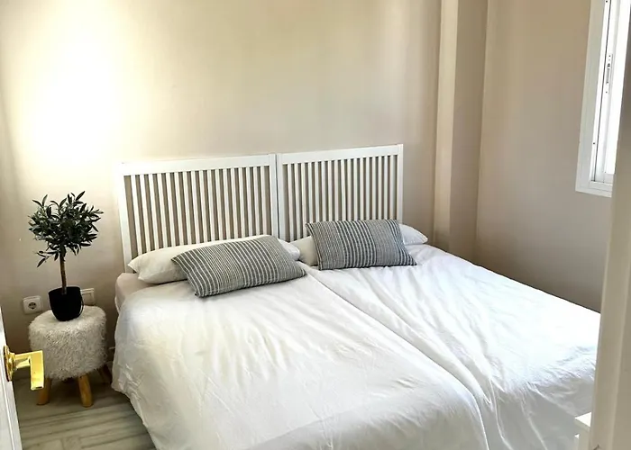 Serinamar- Naranjos De アパート *