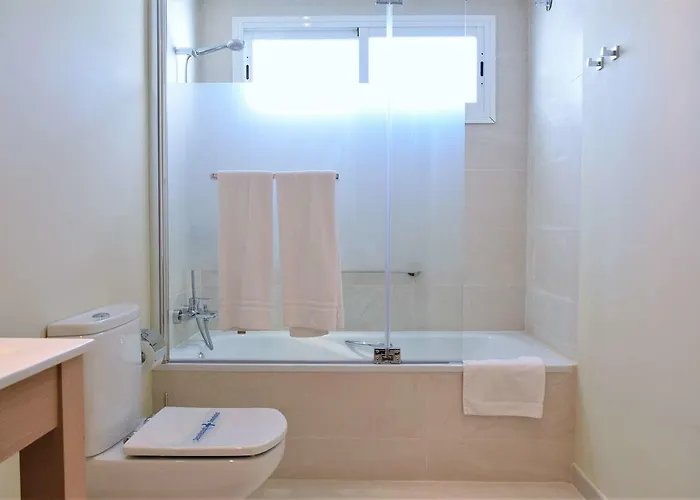 Serinamar- Naranjos De アパート