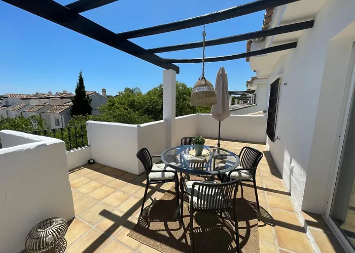 Апартаменти Serinamar- Naranjos De