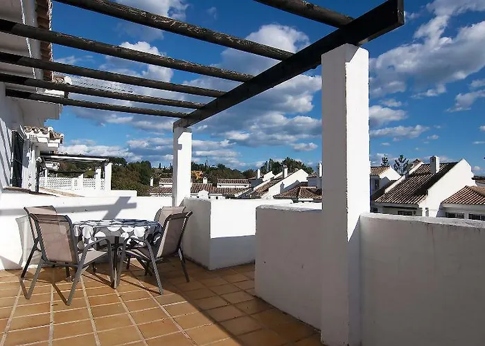 Апартаменти Serinamar- Naranjos De